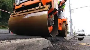 Қай ғасырда бұл жолдар толық жөнделеді дейсіз, әкім мырза?