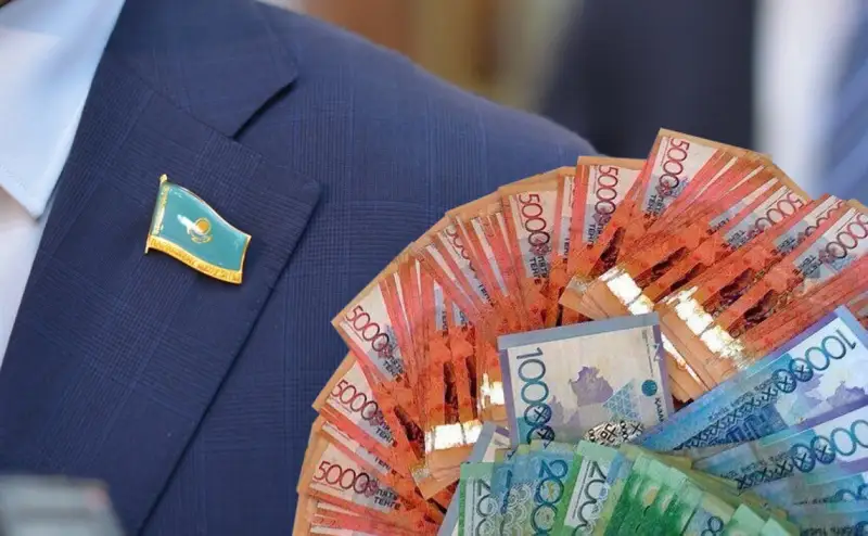 Бас изеп тапқан табыс