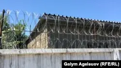 Алматы соты Сергекке қарсы наразылыққа қатысқан белсенді Базархановты 15 күнге қамады