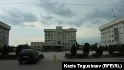 Алматыда Алатау ауданының бұрынғы әкімі жемқорлық бабы бойынша күдікке ілінді
