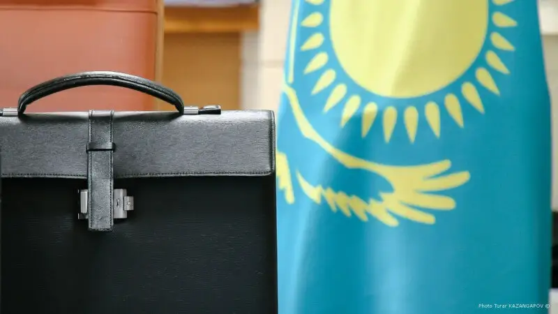 Еститін мемлекеттің әкімдері керең бе әлде соқыр ма?