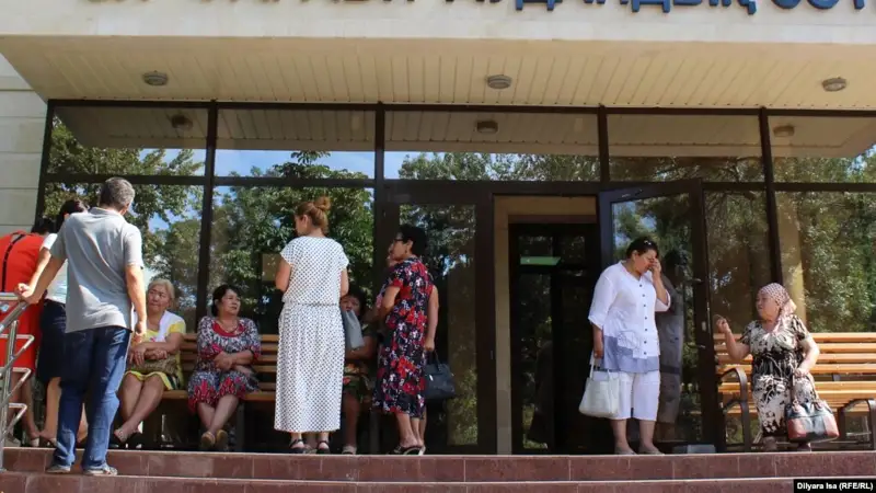 Әкімдікпен соттасып жатқан белсенділер соты жауапкер жақтың қатысуынсыз өтіп жатыр