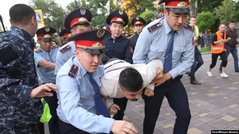 Қазақстан азаматтық белсенділікті қудалайтын бес мемлекет қатарына кірді
