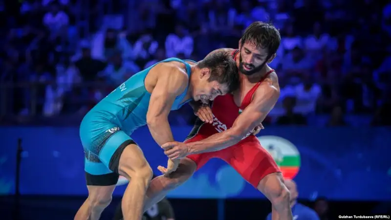 Сапарбаев атлеттер мен балуандардың әлем чемпионатындағы нәтижесін сынады