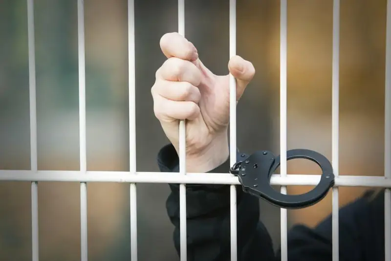 Алматыда Грузиядан келген 24 адамнан тұратын алаяқтар тобы ұсталды
