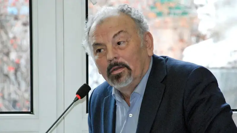 Тұңғышбай ЖАМАНҚҰЛОВ: Тақымы таққа жабысқан шенеуніктерден  театрға қаржы бөлдіру – ерлік