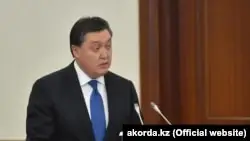 Қазақстан премьері мінген тікұшақтан ақау шығып, күтпеген жерден қонуға мәжбүр болды