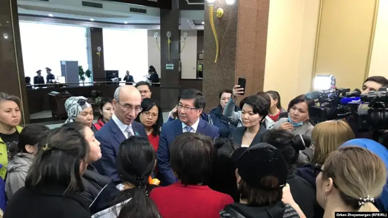 Үкімет көп балалы отбасыларға табысына қарамастан жәрдемақы төлеуді ұсынды