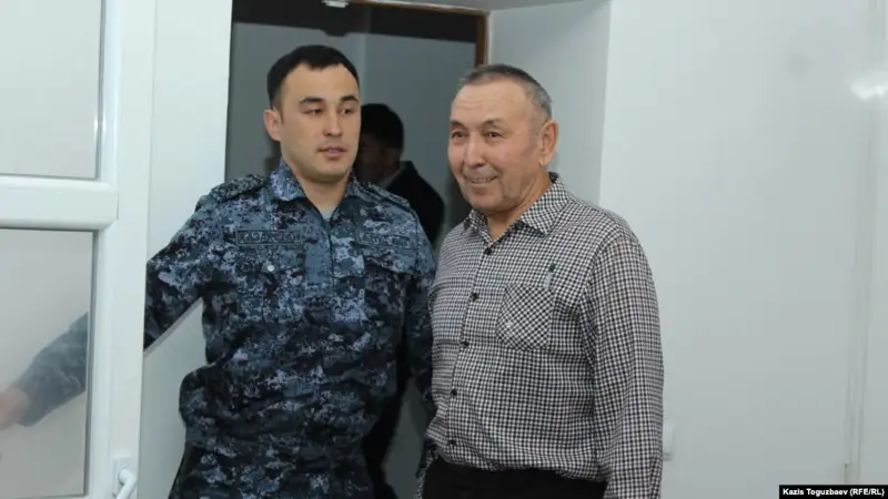 Прокурор ҚДТ-ны қолдады деп айыпталған отставкадағы майорға жаза сұрады