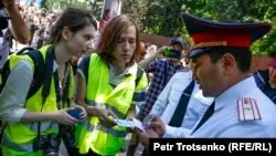 БАҚ өкілдері министрден шеруден ақпарат тарататын журналистердің құқығын шектемеуді сұрады
