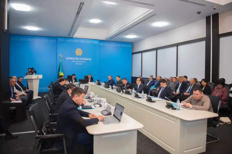 Қонаев қаласындағы темір жол жүйесі қаланың сыртына шығарылады - Марат Қарабаев