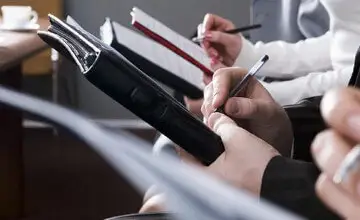 Тіл білімі іністійтұты ешкімді тыңдамайды