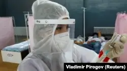 Денсаулық министрлігі коронавирус жұқтырғандар 100 мыңнан асқанын хабарлады