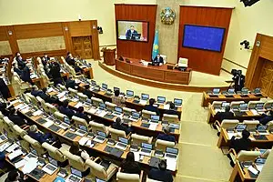 Депутат туралы үш ауыз сөз