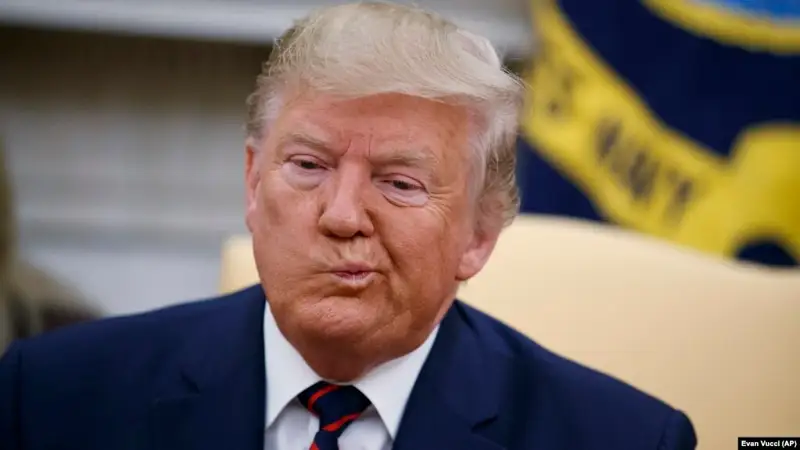 АҚШ конгресі Трамптың Сириядан әскер алып кету туралы шешімін айыптады
