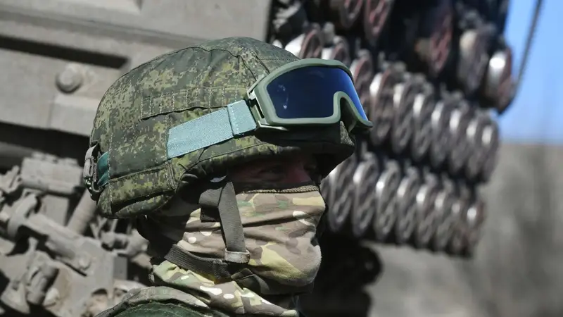 Reuters: Ресей Қазақстан тұрғындарын жарнама арқылы армияға тарта бастады