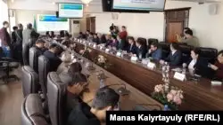Министр Абаев қатысқан талқылауда бейбіт жиын туралы заң жобасы сыналды