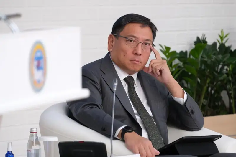 Досаевтың «жаңылтпаш» жауабы және көпбалалы ананың көз жасы