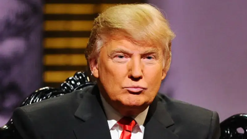 Дональд Трамп ұсталып, артынша кепілпұлмен босатылды