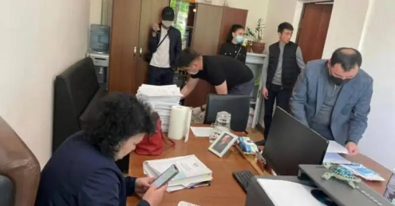 «10 мың АҚШ доллары – жеке жинағым»: Жолманова мәлімдеме жасады (видео)