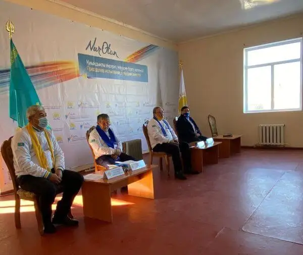 Nur Otan партиясының Республикалық штаб мүшелері шаруалармен кездесті
