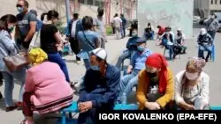 Қырғызстан халқының 0,5 пайызына вирус жұққан, билік ДДСҰ-мен бірігіп, есепке енбегендерді анықтайды