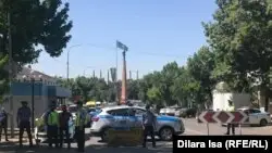 Шымкентте полиция 15 шақты белсендіні ұстады, арасында Ерлан Балтабай да бар