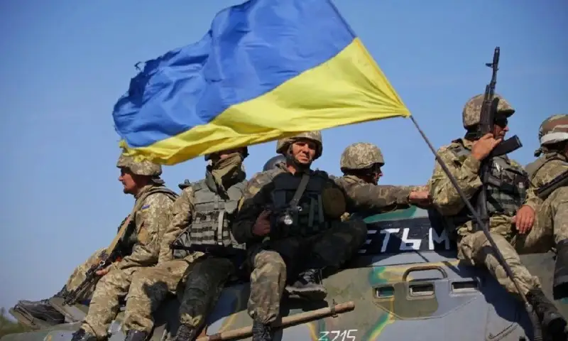 Киев: Украина 100 млрд доллар әскери көмек алды