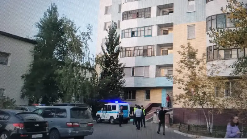 Павлодарда жасөспірім 14-қабаттан секіріп кетті