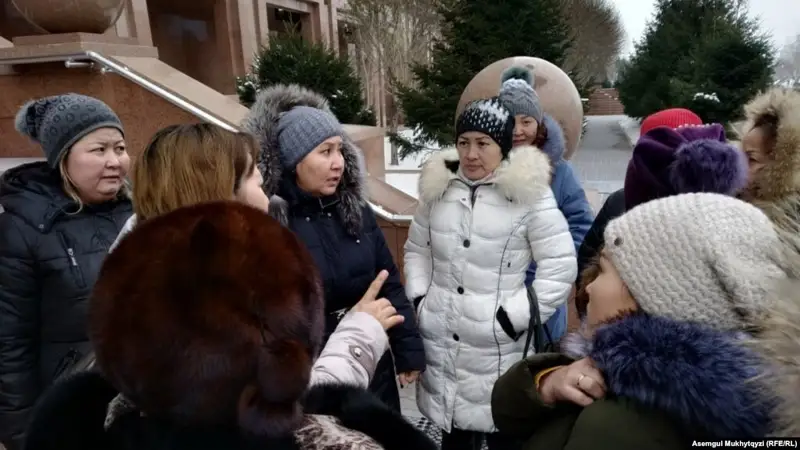 Астанада саяжай тұрғындары тұрақты тіркеу мәселесін шешіп беруді талап етті