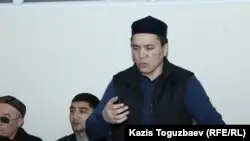 Сот белсенді Алмат Жұмағұловтың түрме жазасын қысқартты