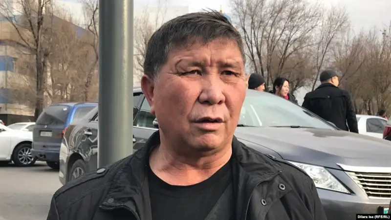 Белсендінің көлігіне иттің басын тастап кеткендерді табуды талап етті
