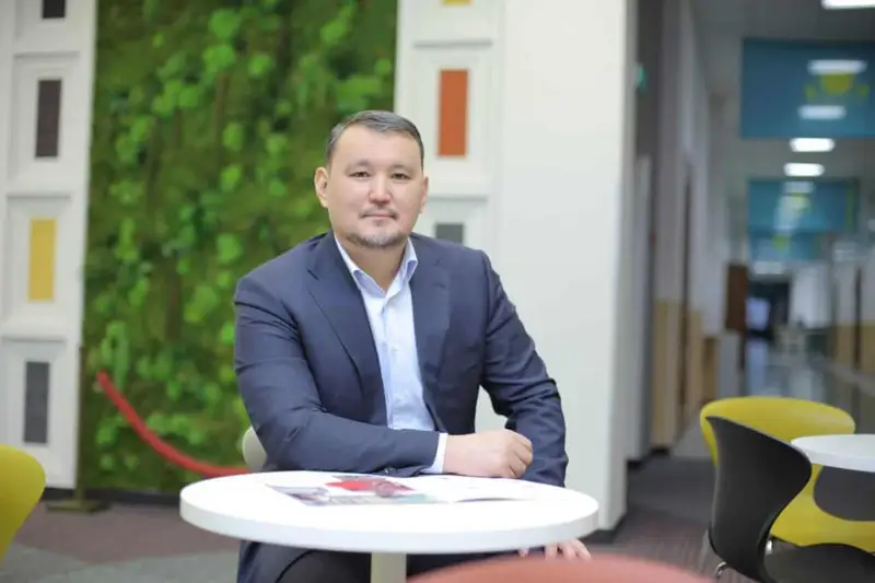 Мектеп директорларының қазіргі жалақысы жемқорлықтың  артуына ықпал етеді-депутат