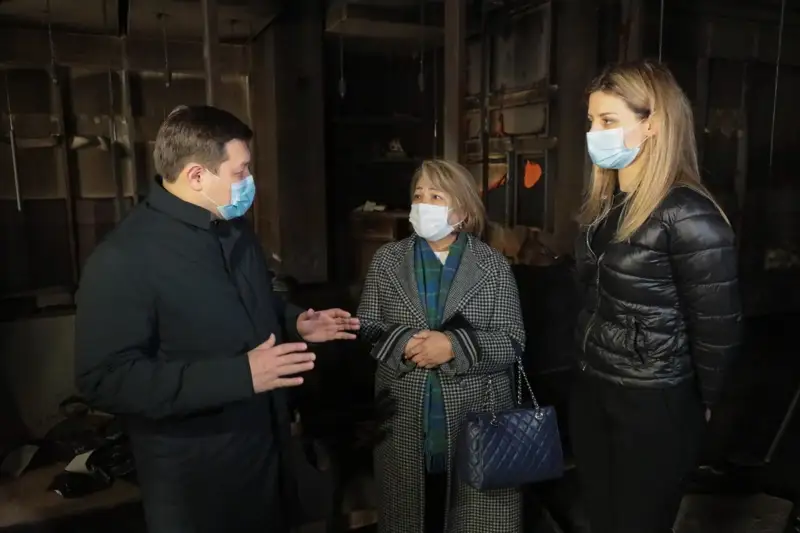 Асхат Оралов Алматыда кәсіпкерлік нысандарды қалпына келтіру жұмысының қарқынымен танысты