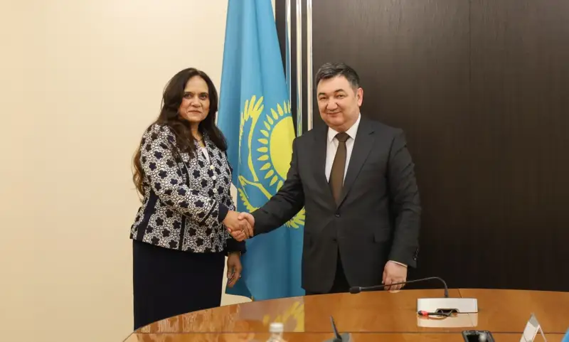 Дархан Қыдырәлі Мысыр Араб елінің Қазақстандағы Елшісі Манал Эль-Шиннавиді қабылдады