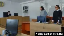 Прокурор соттан Шыңжаңнан қашқан Қайша Ақанды Қытайға қайтармауды сұрады