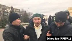 Шымкент мен Ақтөбеде полиция ондаған адамды ұстады