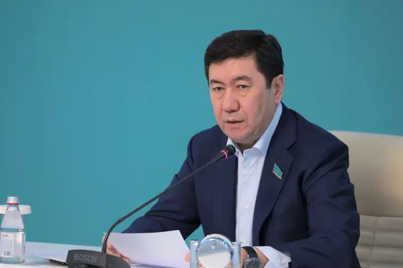 «АМАNАТ» партиясы референдумды қолдап, мәлімдеме жасады
