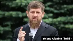 БАҚ: Рамзан Қадыровтан коронавирус белгілері байқалып, ауруханаға түсті