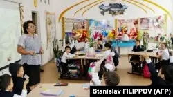 Тоқаев Педагог мәртебесі туралы заңға қол қойды
