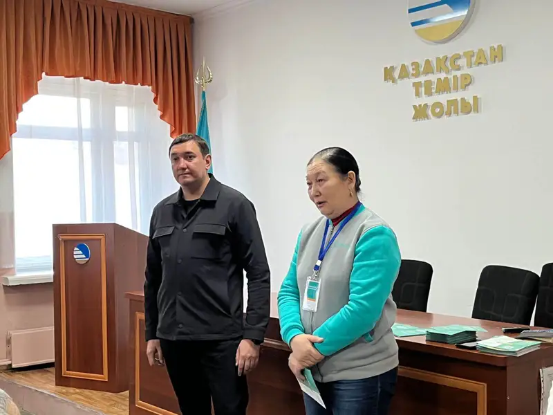 ҚТЖ қызметкерлері AMANAT партиясының сайлауалды бағдарламасымен танысты