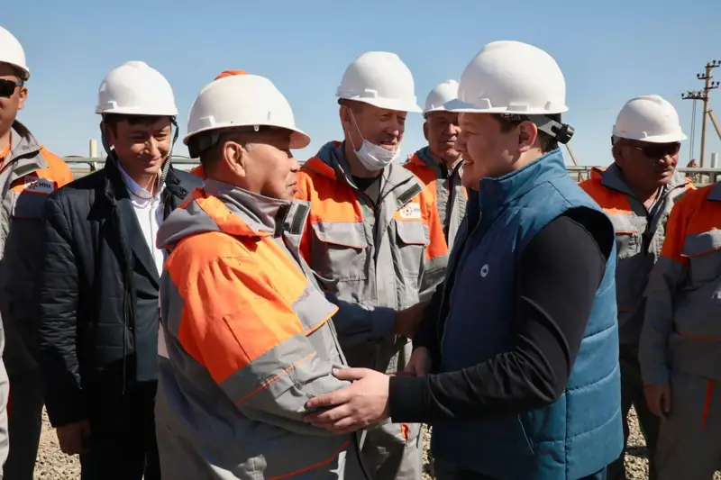 Атырау облысында өткен AMANAT партиясының кездесуінде референдумның маңызы талқыланды