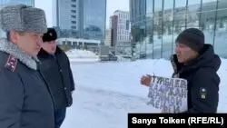 Нұр-Сұлтанда кәсіпкер Казимпекс алдында жалғыз адамдық пикет өткізді