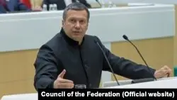 Ресей журналисі Соловьевқа қарсы петицияға 200 мыңнан астам адам қол қойды
