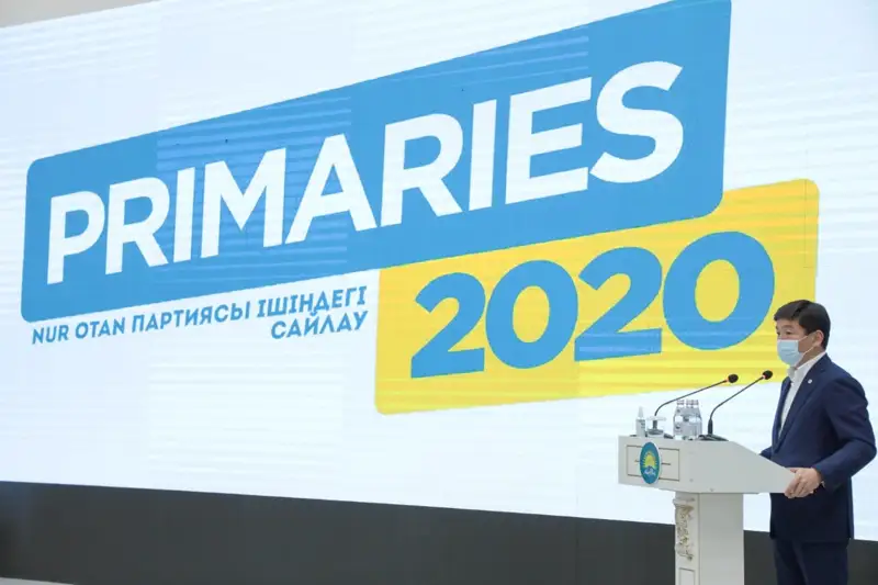 Байбек талдықорғандық мұғалімдердің сұрақтарына жауап берді