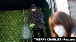 Қытайда вирусты жұқтырғандар саны азайғанмен көз жұмғандар саны кеміген жоқ