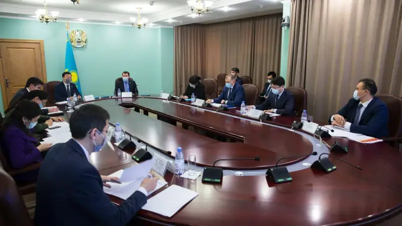 Шпекбаев пен Цой денсаулық сақтау жүйесіндегі жемқорлыққа қарсы іс-қимылды талқылады
