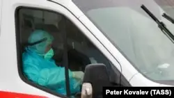 AP: Ресейде кемінде 9479 дәрігерге коронавирус жұққан