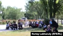 Қазақстанның бірқатар қалаларында саяси қуғын-сүргін құрбандарын еске алды