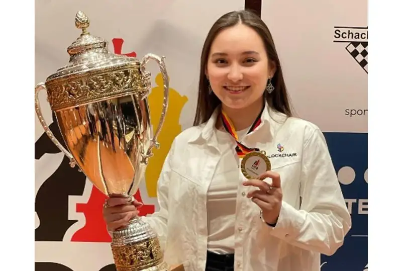 Шахматшы Жансая Әбдімәлік өзін сынаған Бибісараға жауап қатты